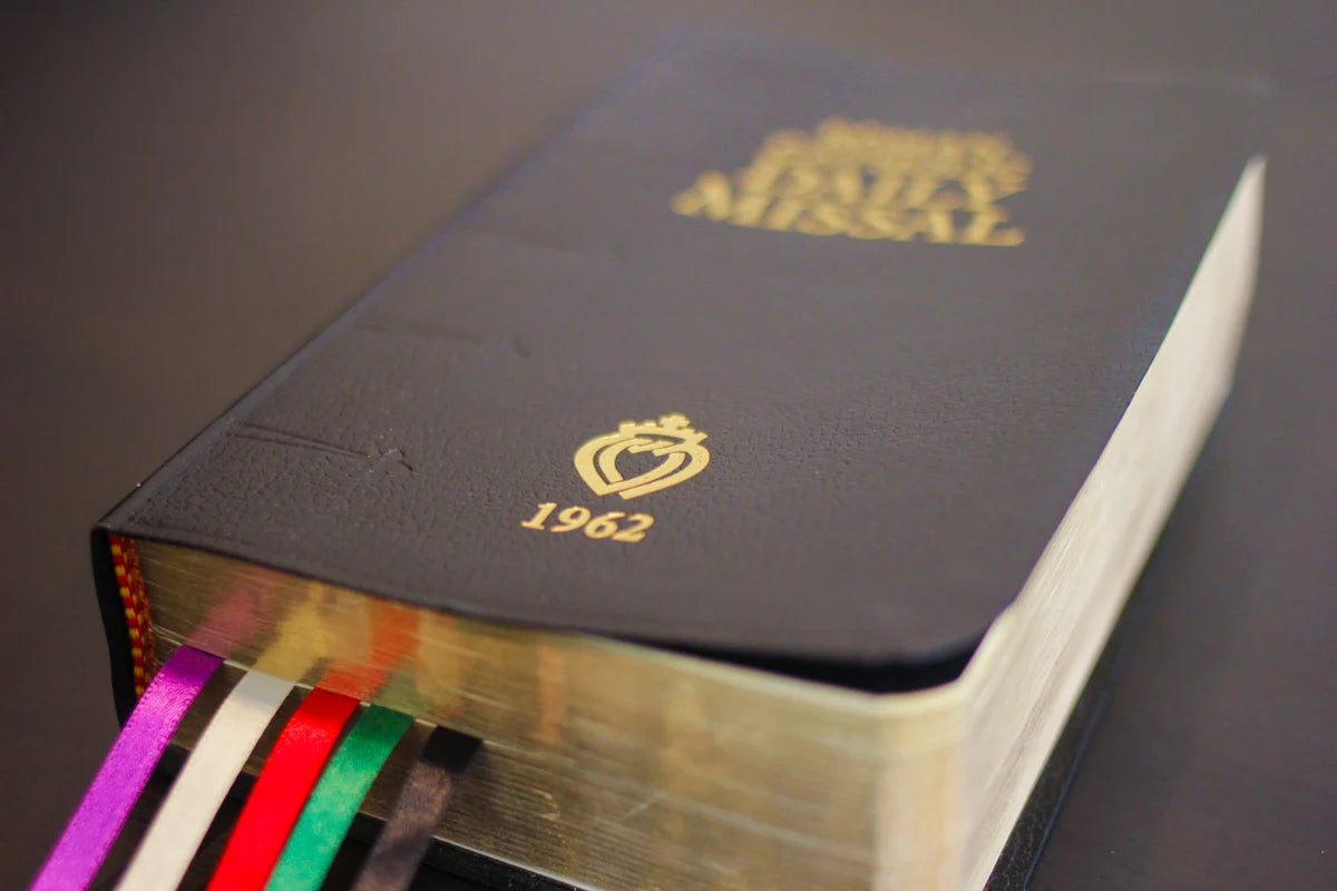 1962 Roman Catholic Daily Missal – Latin-English | Angelus Press