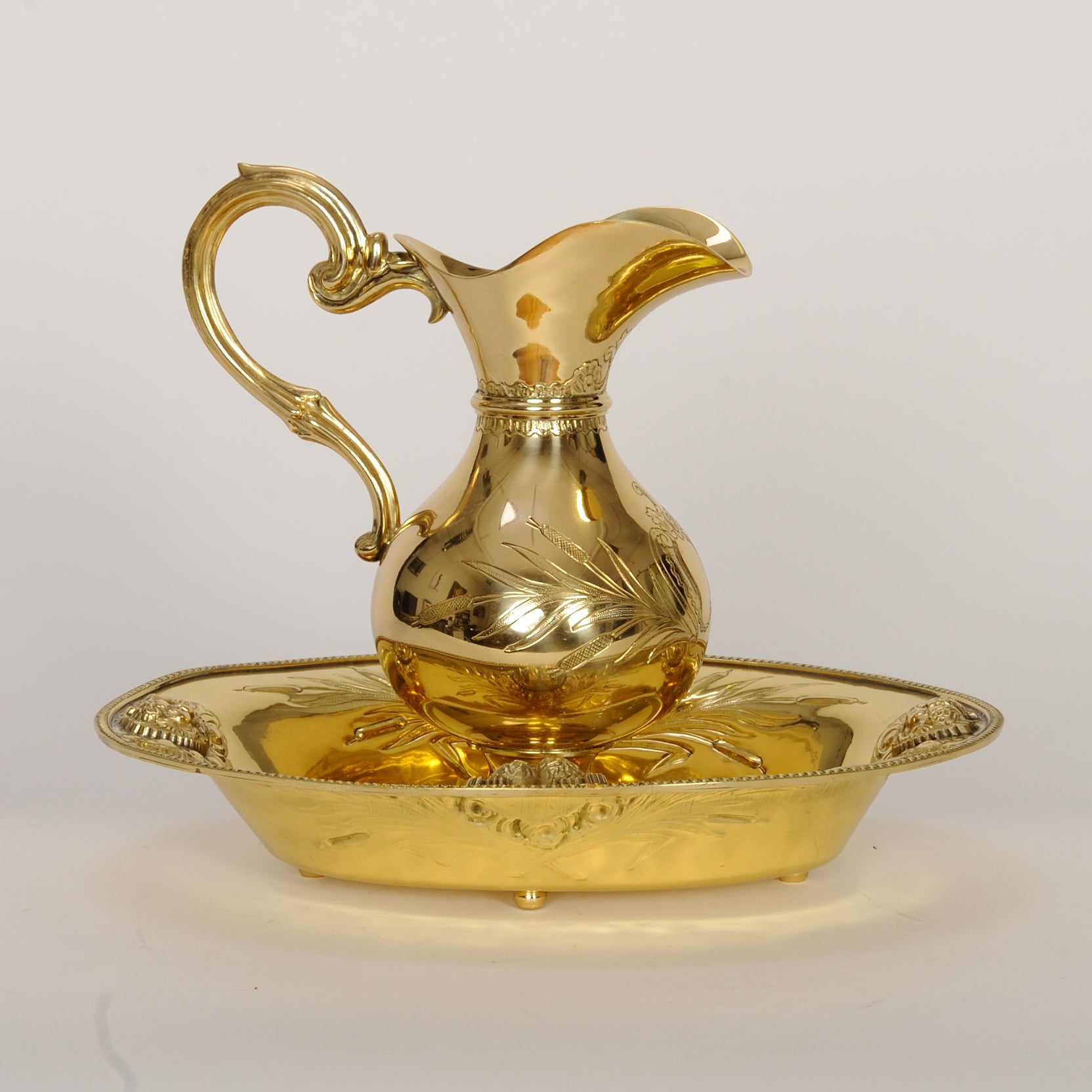 Lavabo Set - Bowl & Pitcher