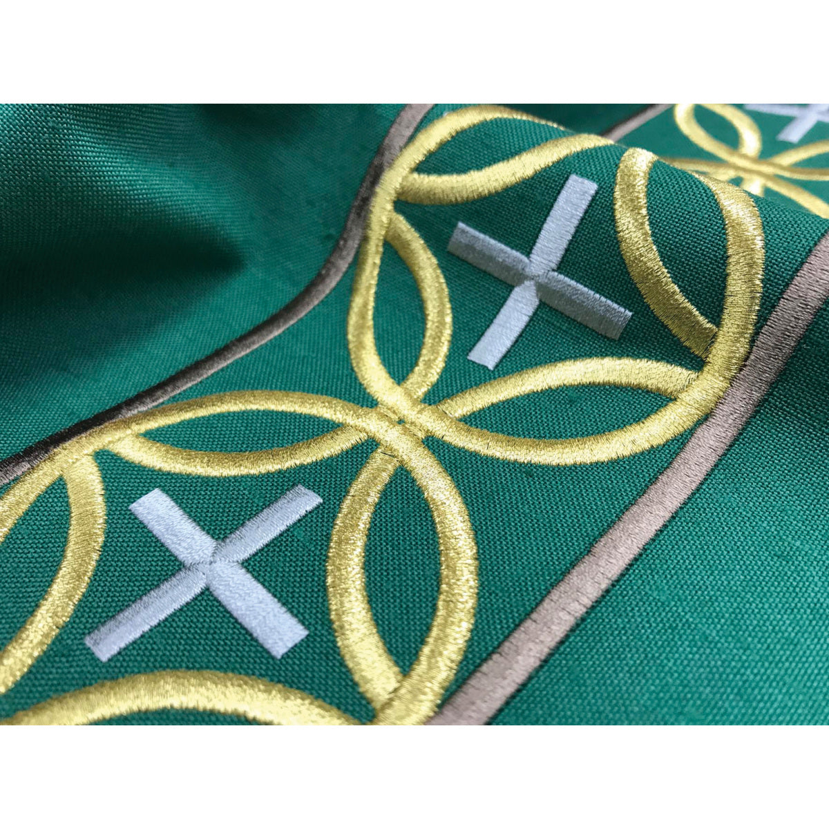Chasuble | Gold Cross Orphrey | Slabbinck 5340
