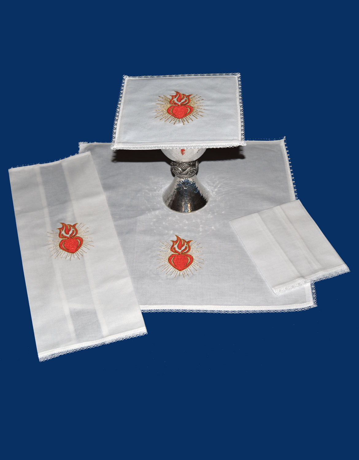 mass-linen-set-sacred-heart-3022.jpg