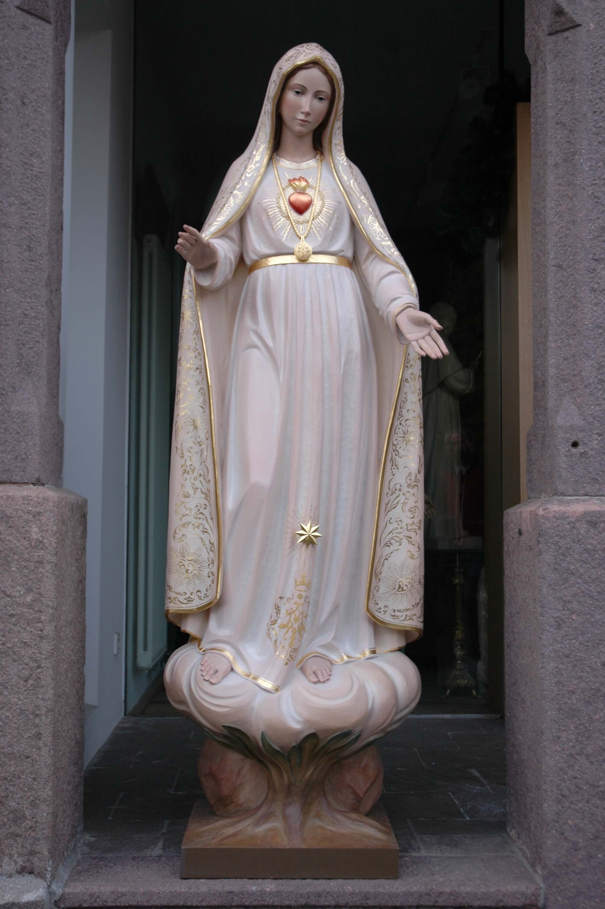 Our Lady of Fatima | Wood Carved Statue