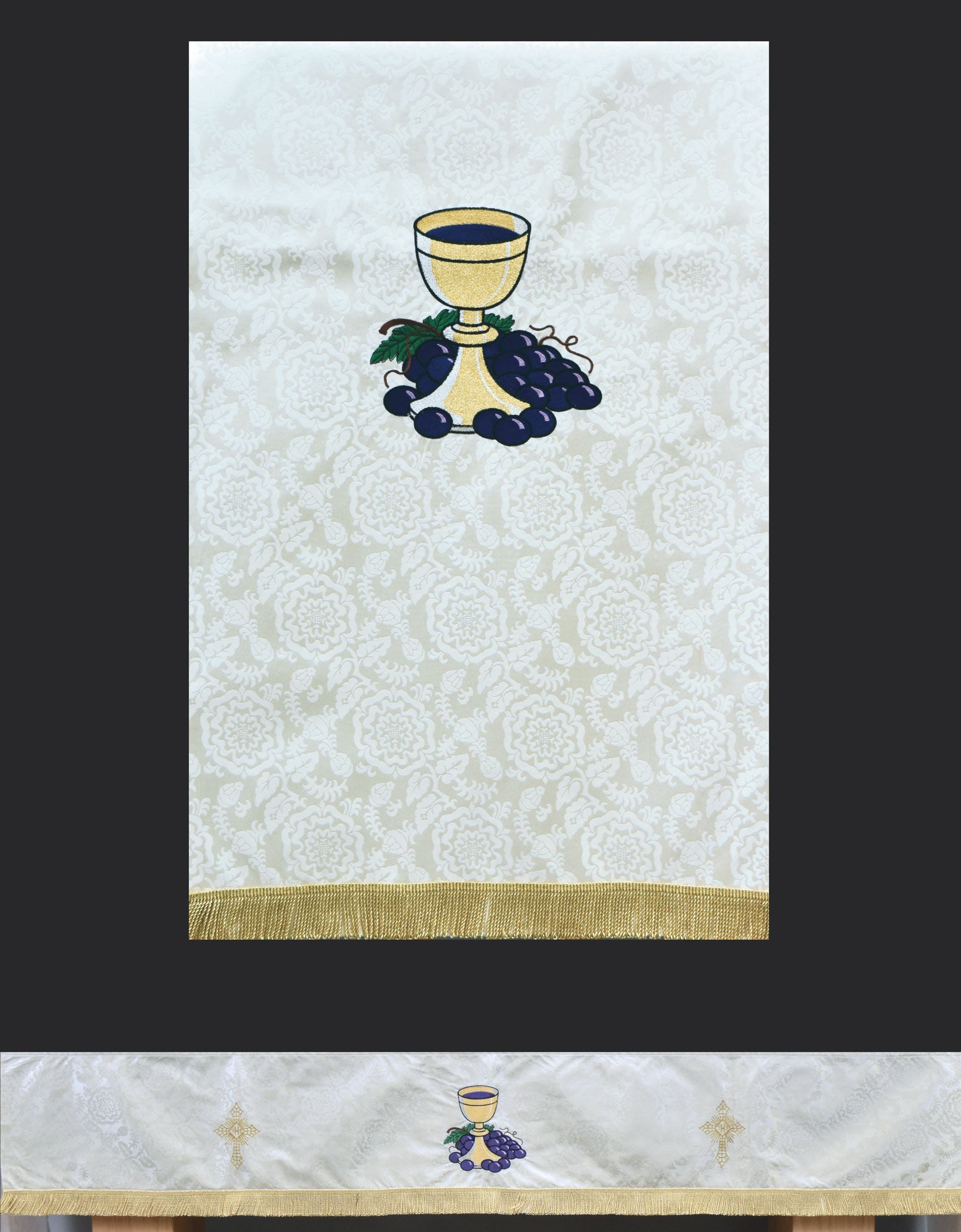 parament-set-chalice-grapes-ihs-cross.jpg
