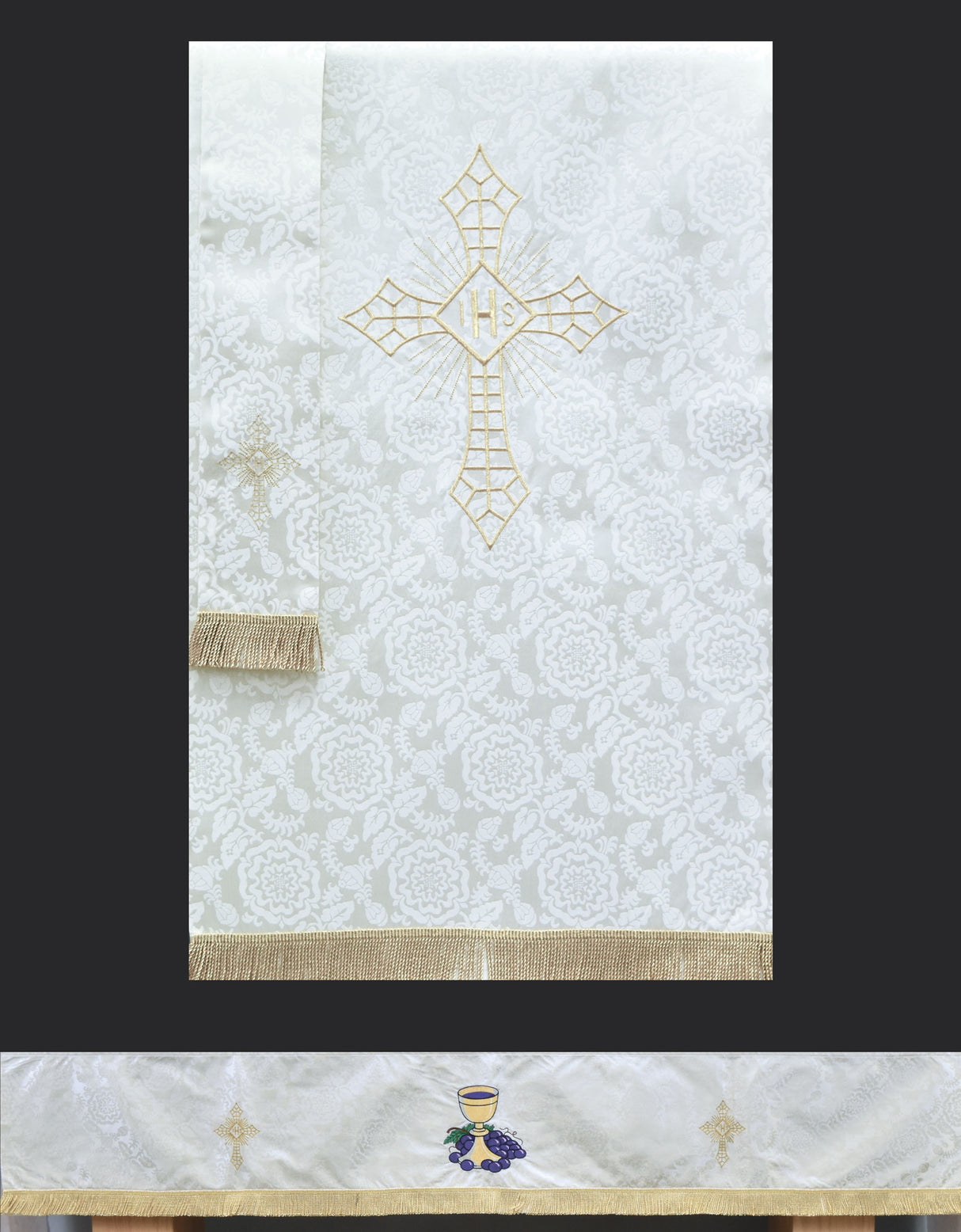 parament-set-ihs-cross-chalice-grapes.jpg