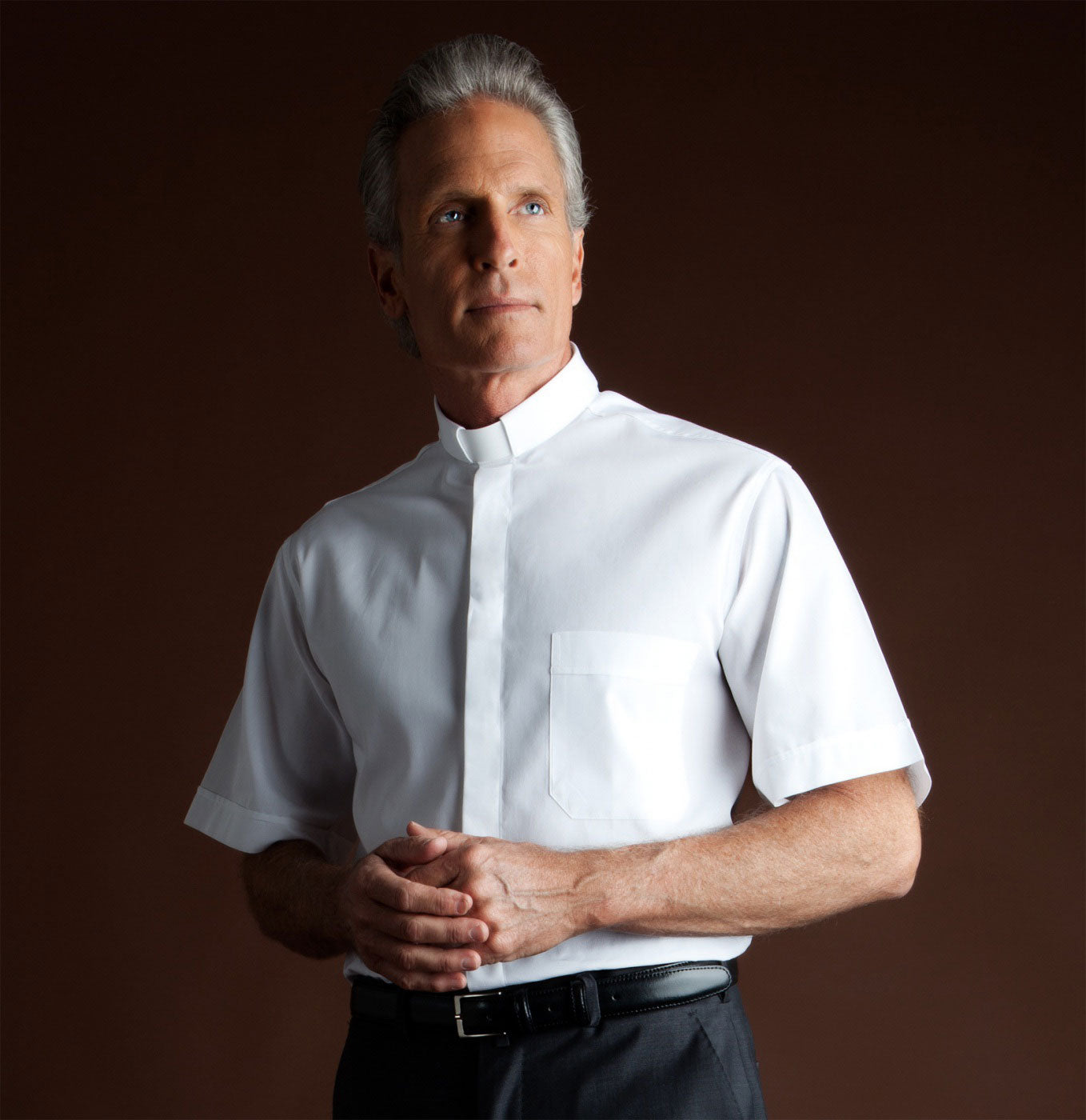 short-sleeve-slim-fit-clergy-shirt-226.jpg