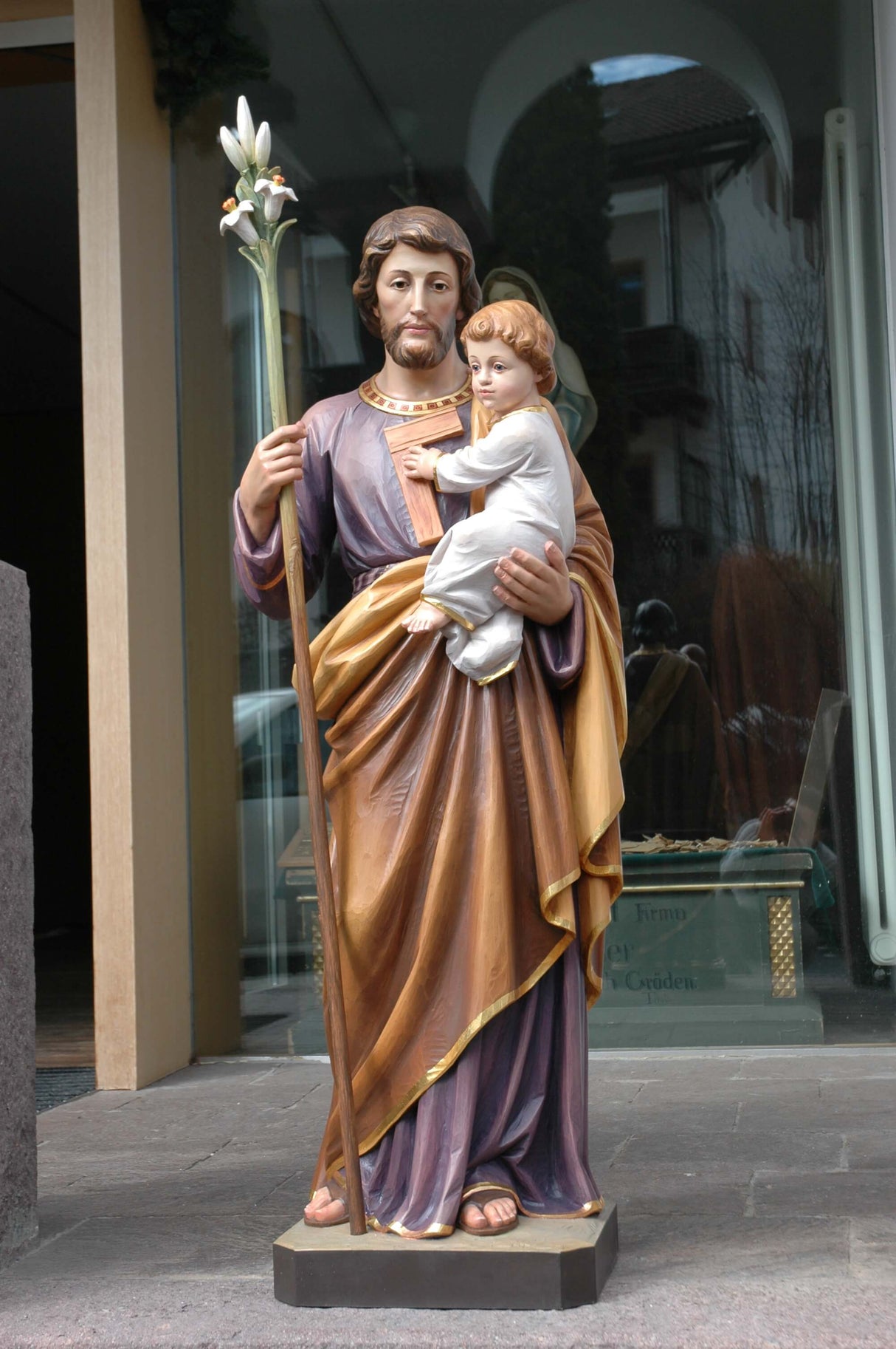 St Joseph with Child Jesus | Wood Carved Statue