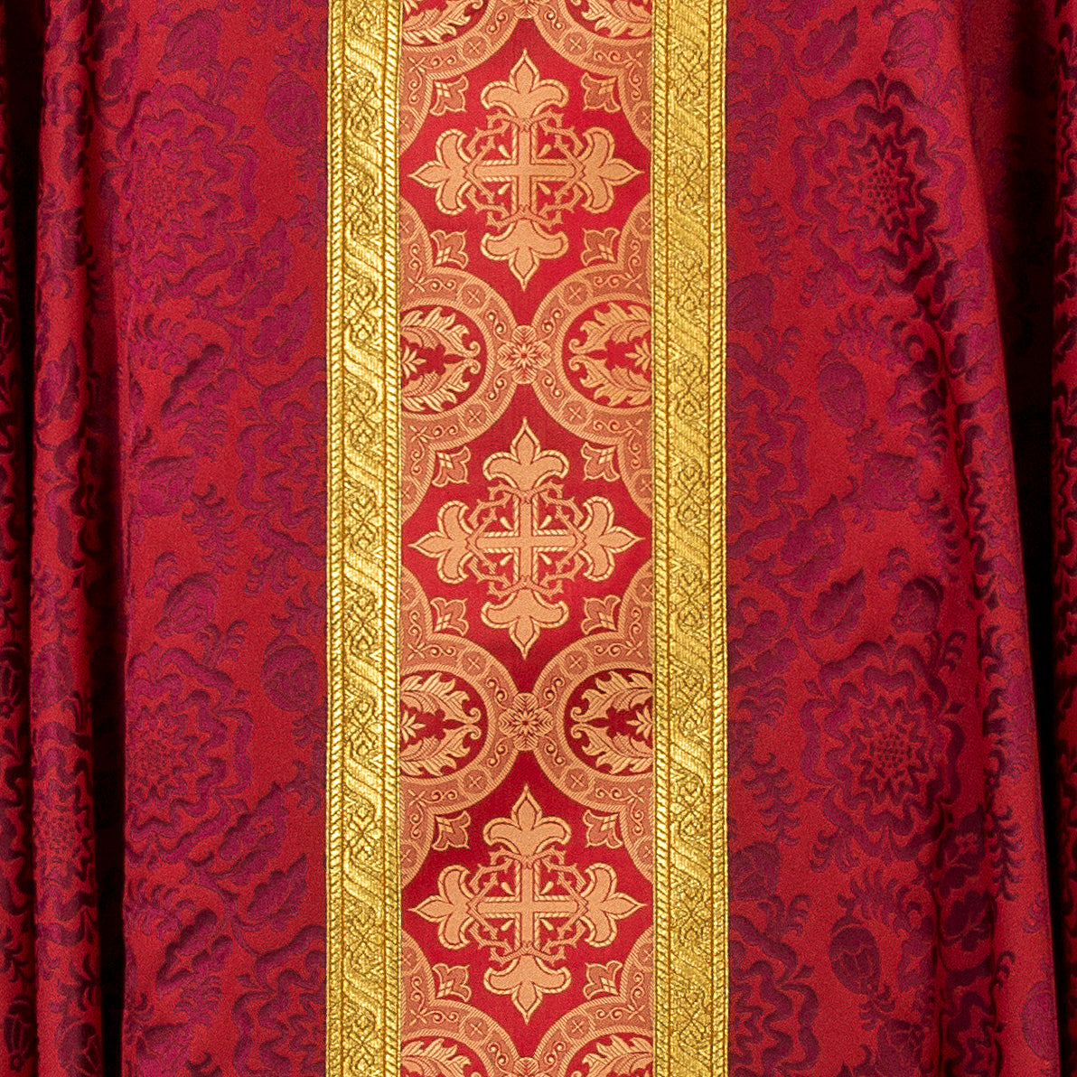 Lightweight Damask Dalmatic with Saxony Brocade - Arte/Grosse