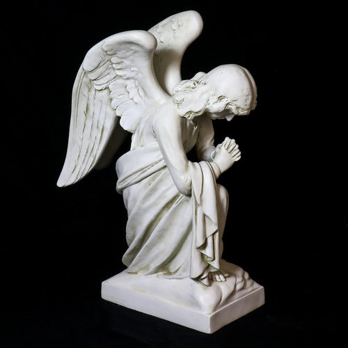 adoring-praying-angel-f6565.jpg