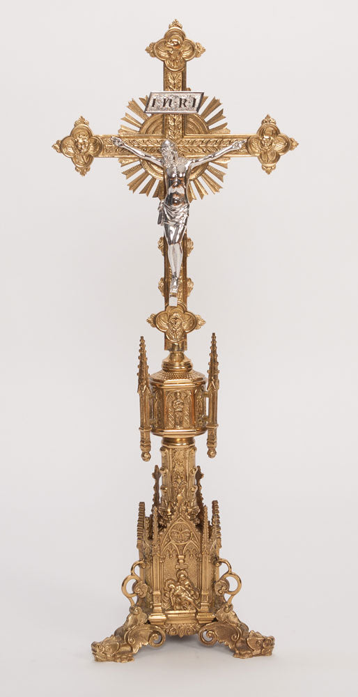 altar-cross-h41b.jpg