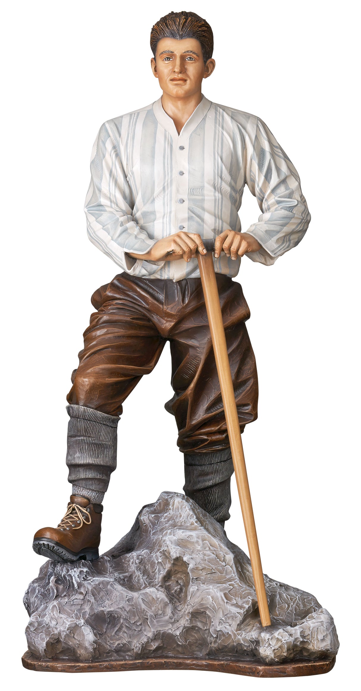 blessed-piergiorgio-frassati-statue-600-182.jpg