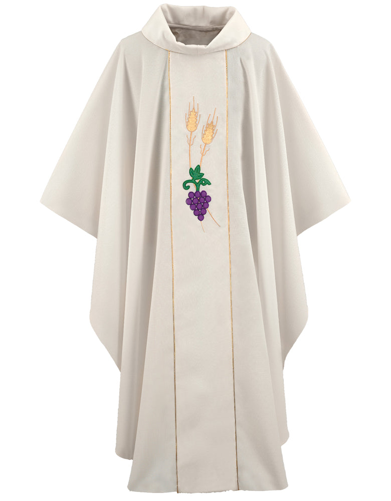 cream-chasuble-grapes-wheat-g64114a4a.jpg