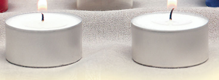 disposable-aluminum-metal-tea-lights-715.jpg