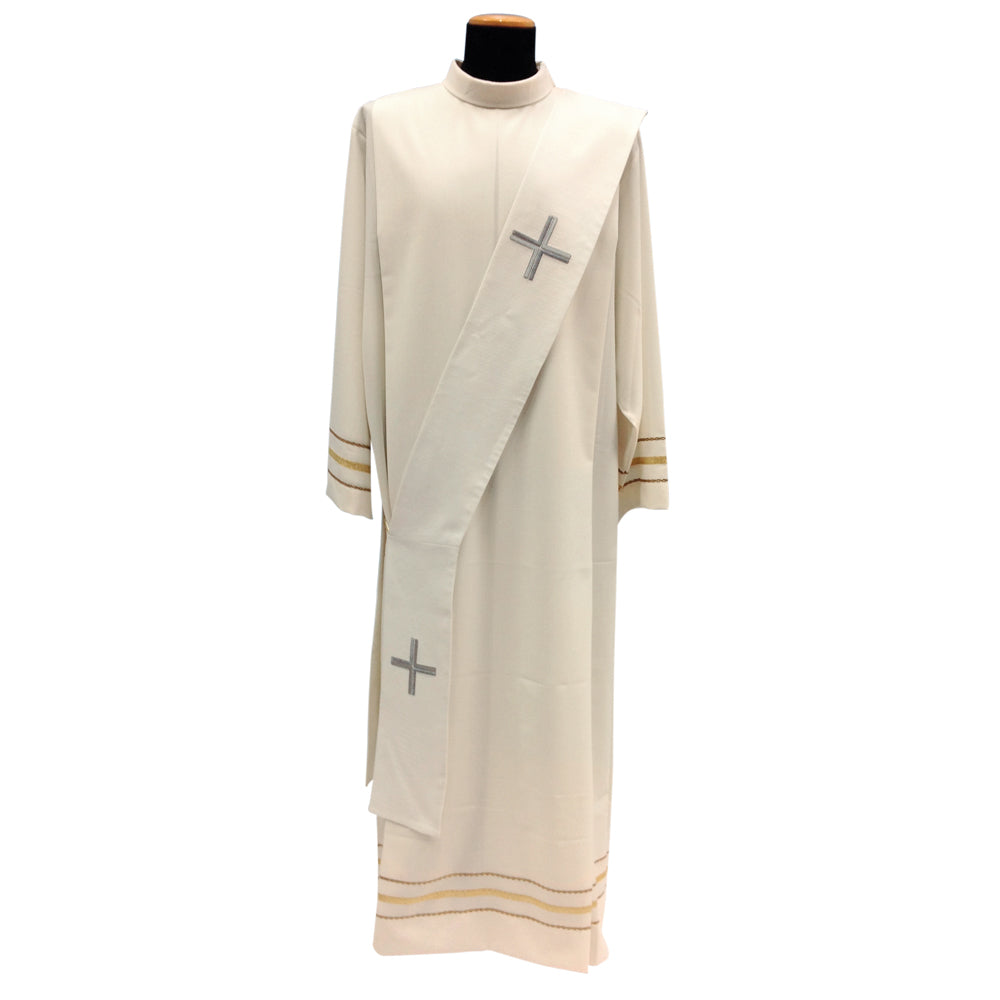 solivari-deacon-stole-embroidered-cross-620.jpg